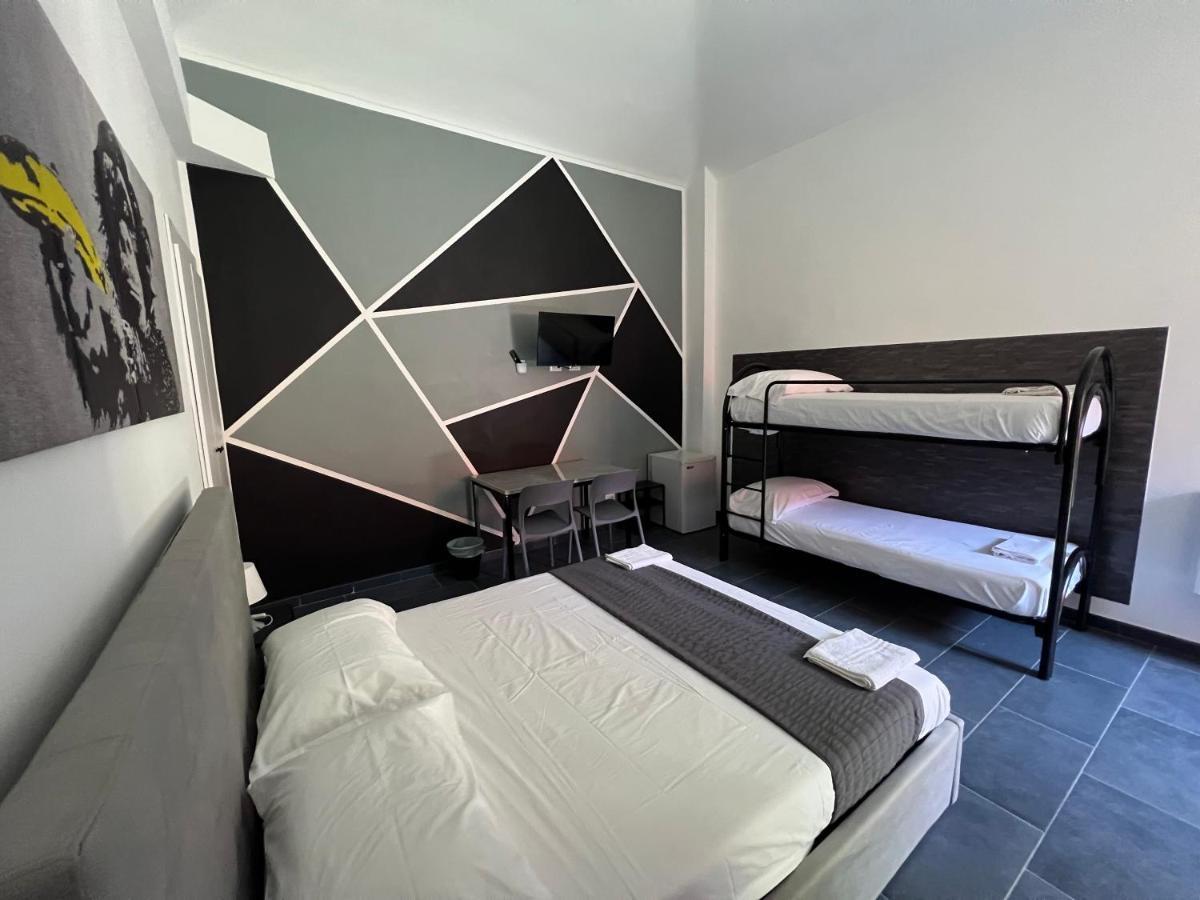 Metro Young Hostel *