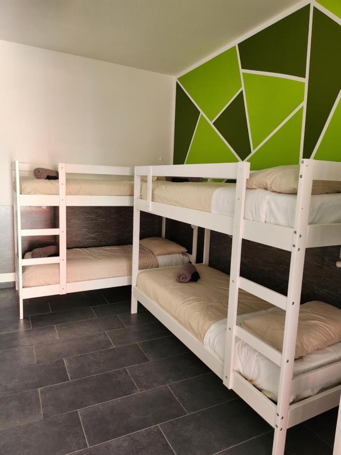 Metro Young Hostel *