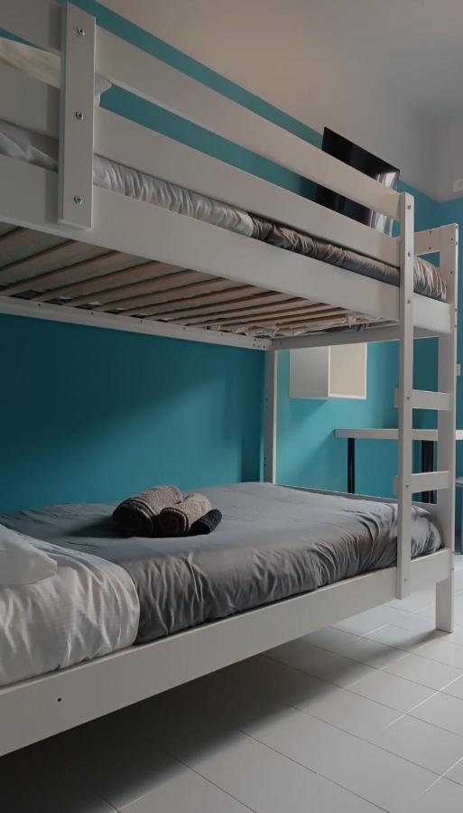 Hostel Metro Young Turin